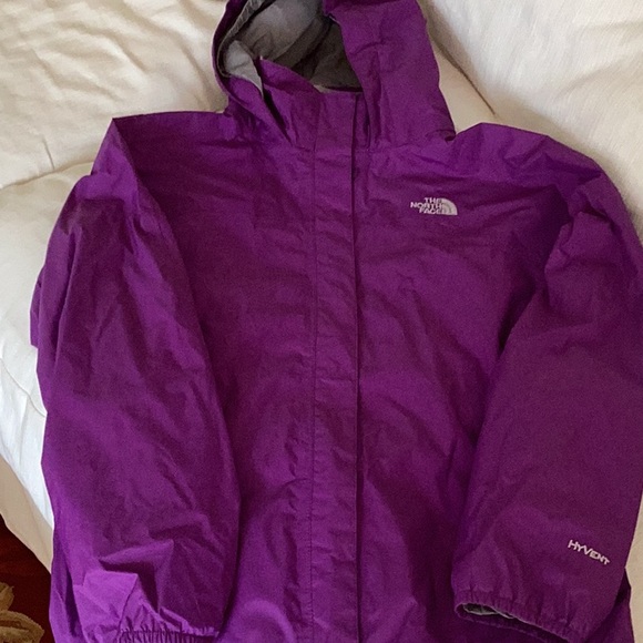 The North Face rain jacket - Picture 3 of 3